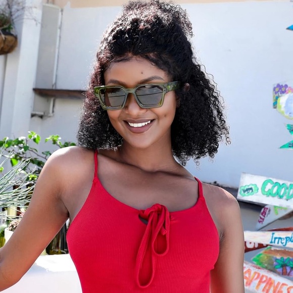 Green Tea Sunglasses - Picture 3 of 5